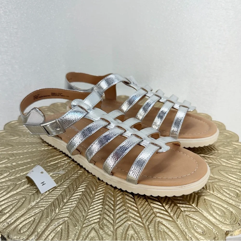 Self Esteem Silver Gladiator Sandals Girls Size 4 Ankle Strap NWT‎